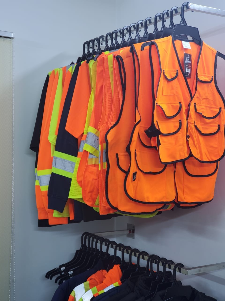 You are currently viewing Hi viz & Workwear
